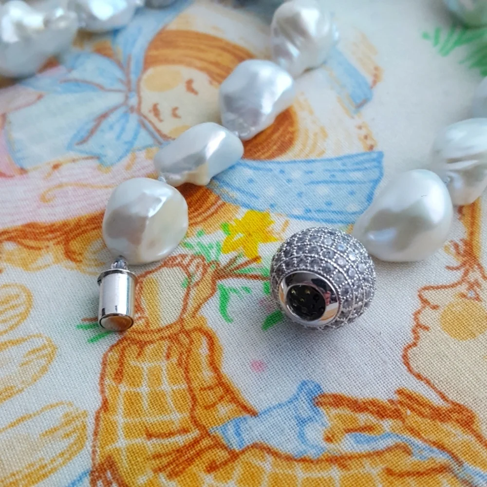 🌙Vintage Baroque Pearl Choker Pave Magnetic Clasp